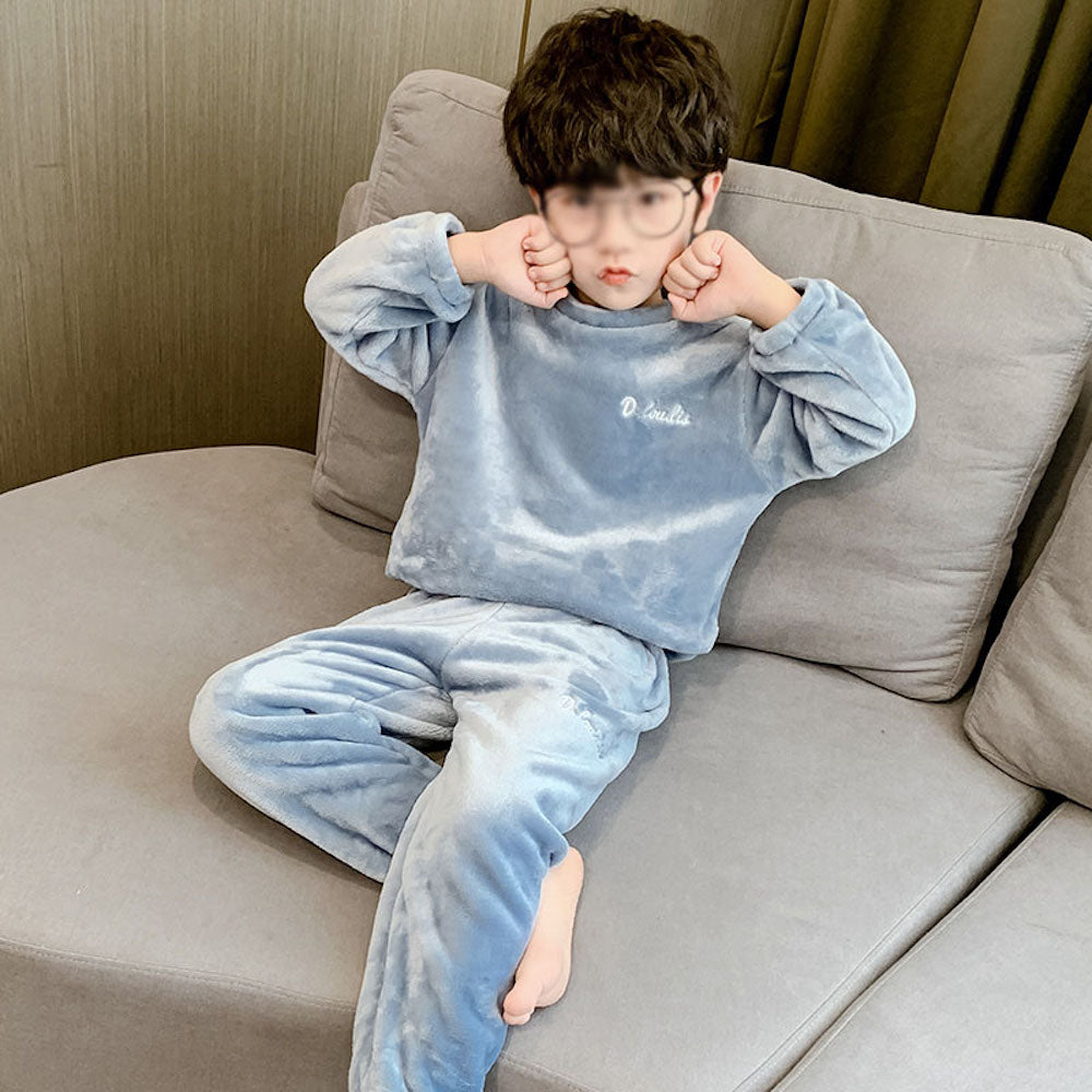 Y1010701 어린이 잠옷 뽀송뽀송 융털 파자마 실내복 맨투맨 세트 발열내의