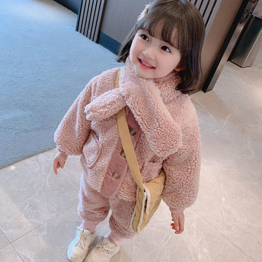 뽀글이 단추 상하세트 목도리 포함 커피 베이지  Q1123134