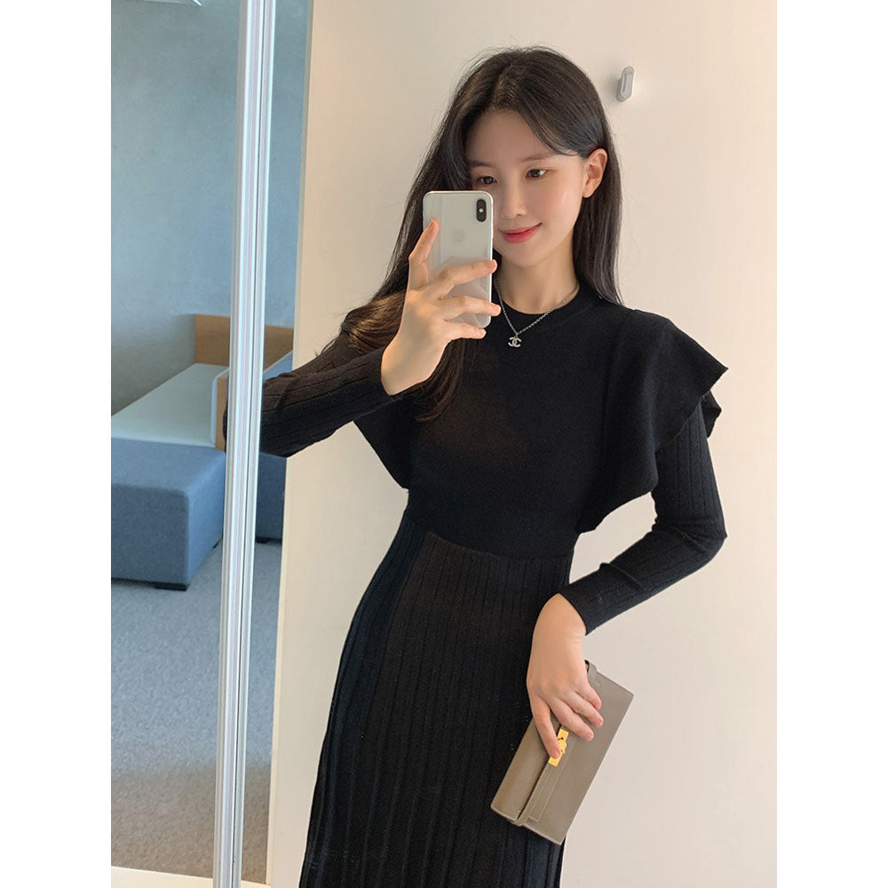오피스룩 블랙 니트원피스 니트원피스 주름 프릴 Q1111230 하객룩 날개