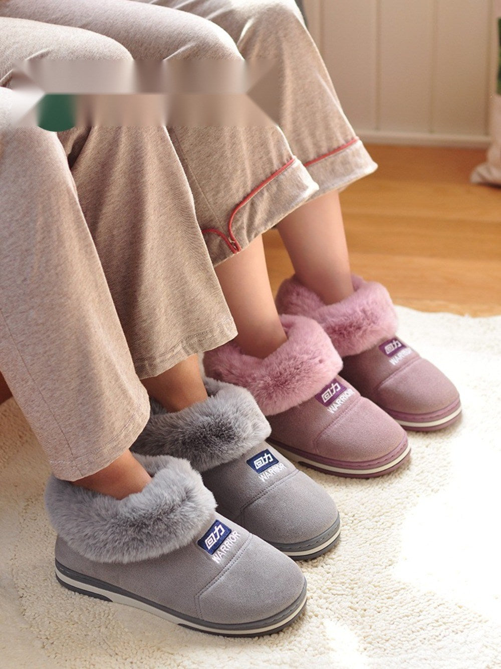 겨울 사무실 털슬리퍼  쿠션좋은 발편한 실내화 신발  BY2102619