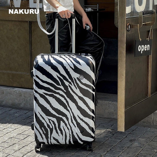 레트로 지브라 패턴 캐리어 개성화 간편 초경량 여성용 가방  BY3020921