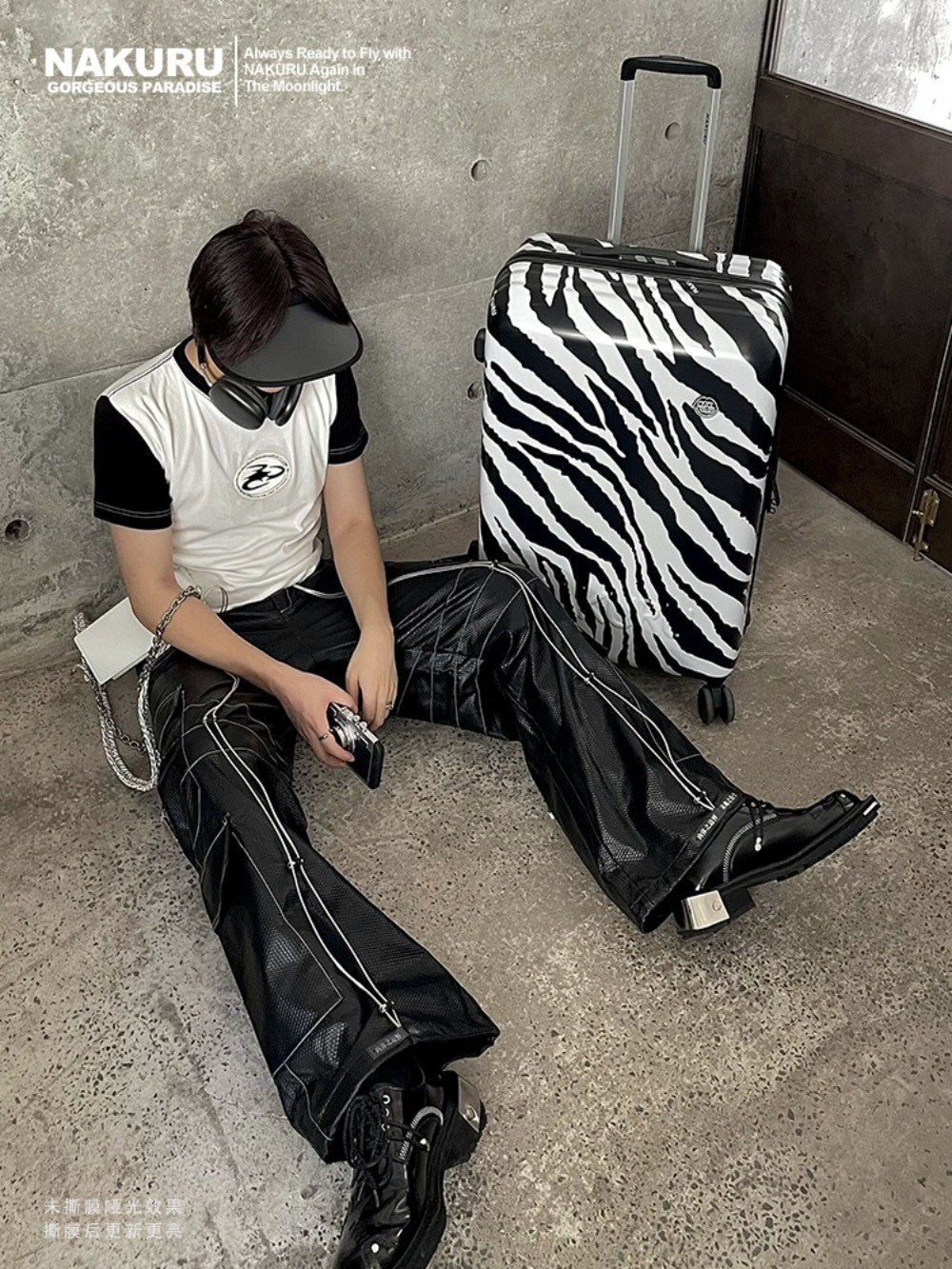 레트로 지브라 패턴 캐리어 개성화 간편 초경량 여성용 가방  BY3020921