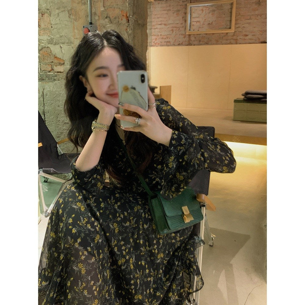 잔꽃 해외여행 결혼식 하객룩 루즈핏 원피스 쉬폰 복고풍 긴팔 v넥 드레스 BQ3021808