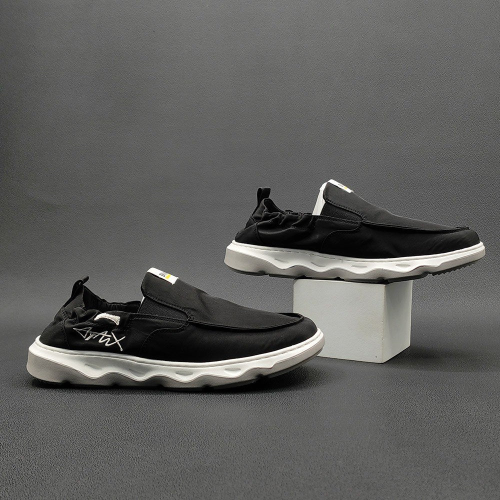 클랙식 볼넓은 남자 캐주얼 스니커즈 단화 드라이빙슈즈 푹신한 착화감 유행타지않는 로퍼 슈즈 BQ3042415