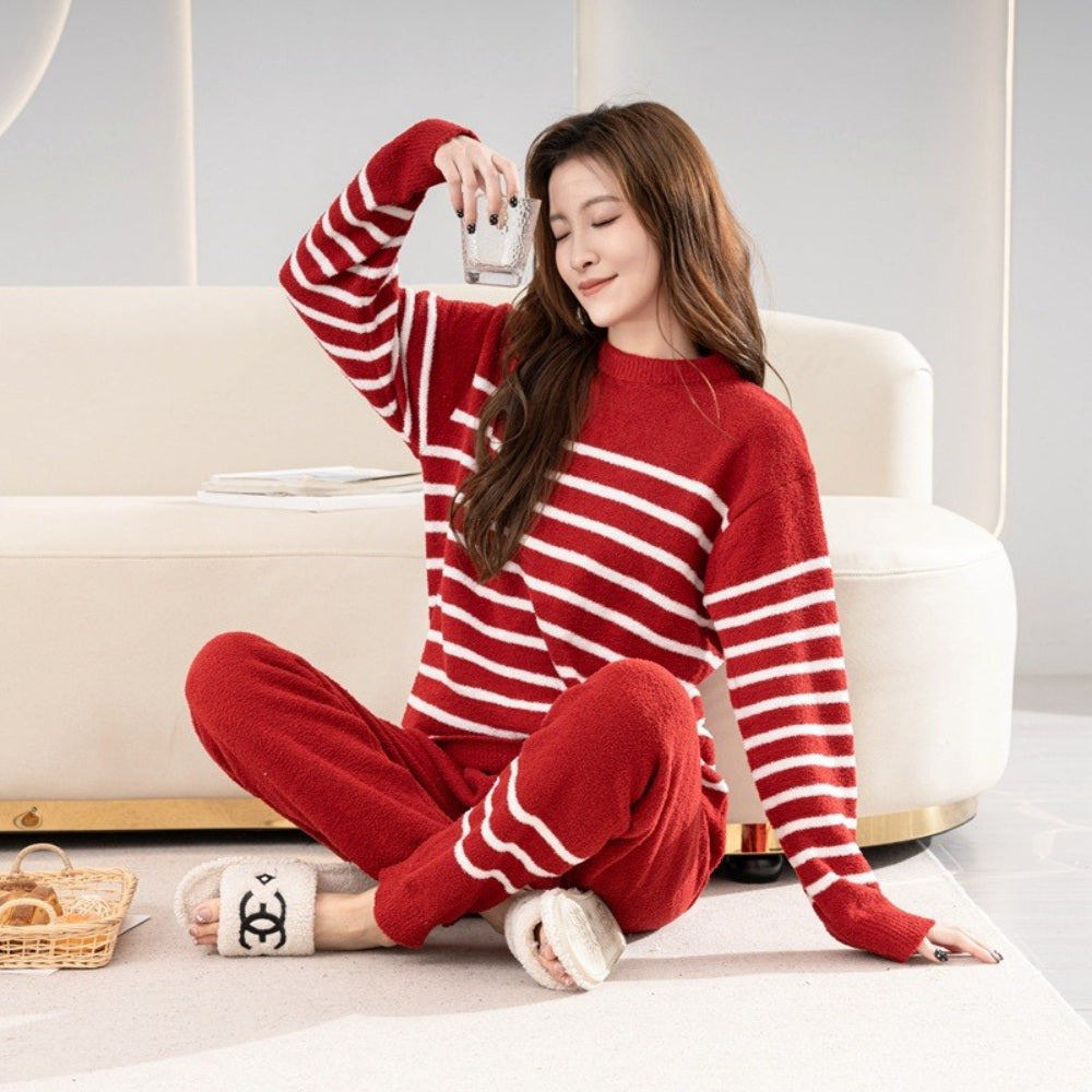 JIKTEM 극세사 수면 상하세트 홈웨어 잠옷 겨울파자마 WD3111406