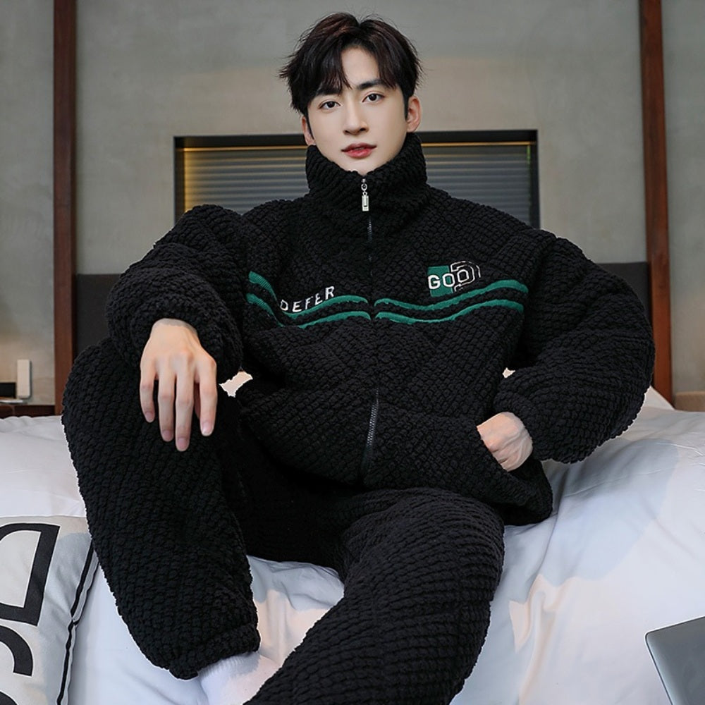 JIKTEM 3겹 퀼팅 상하세트 발열 잠옷 홈웨어 겨울파자마 WD3111419
